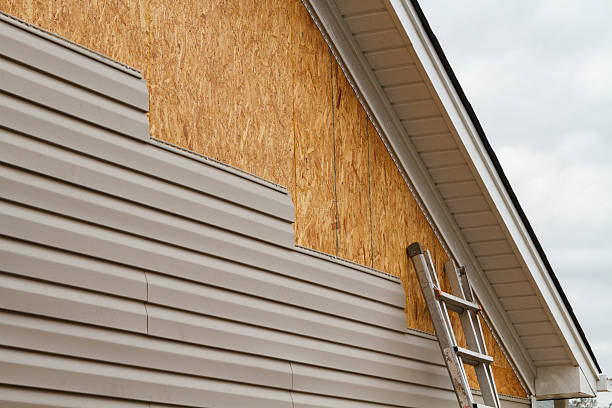 24/7 Emergency Siding Replacement experts in Hustle, VA